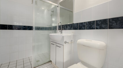 302A/7 Sheehan Street Milton , QLD 4064 