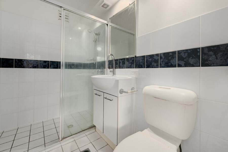 302A/7 Sheehan Street Milton , QLD 4064