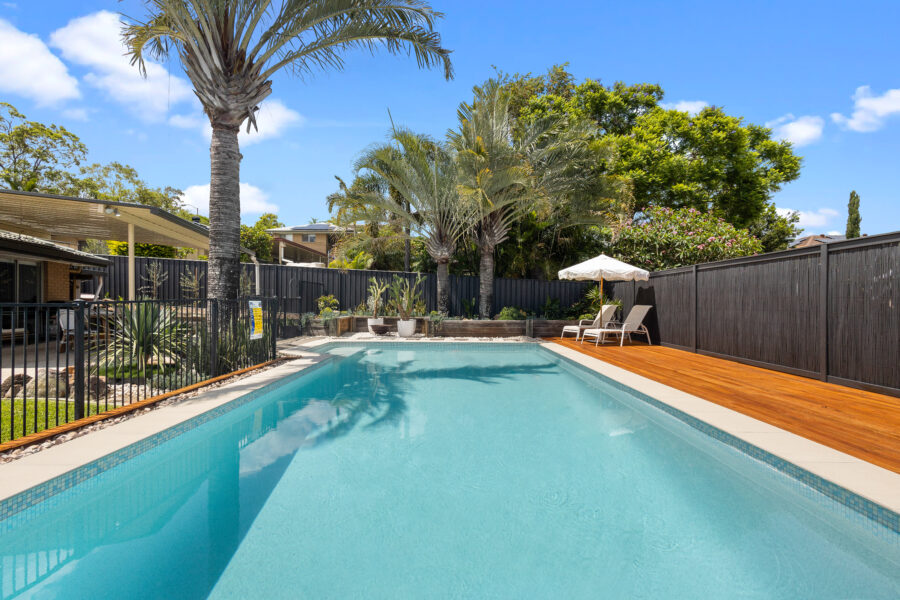 361 Horizon Dr Riverhills , QLD 4074 Australia