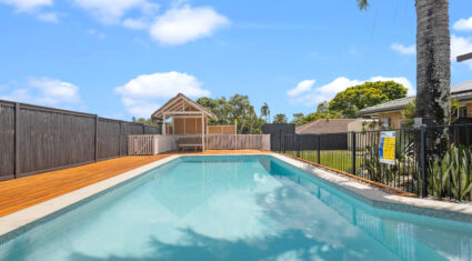 361 Horizon Dr Riverhills , QLD 4074 Australia