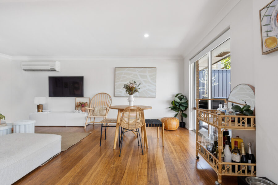 361 Horizon Dr Riverhills , QLD 4074 Australia