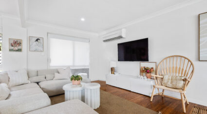 361 Horizon Dr Riverhills , QLD 4074 Australia