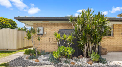 361 Horizon Dr Riverhills , QLD 4074 Australia