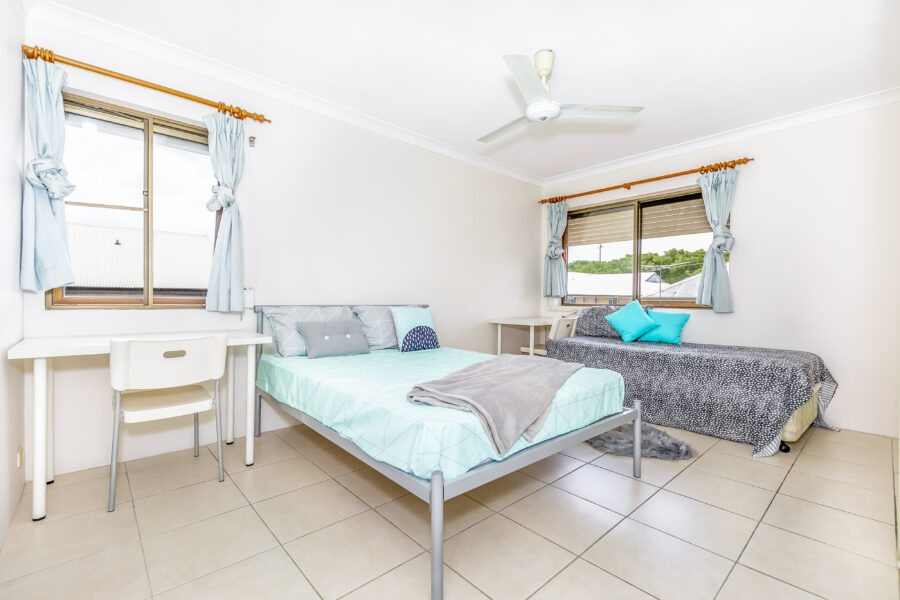 1/28 Warren St St Lucia , QLD 4067 Australia