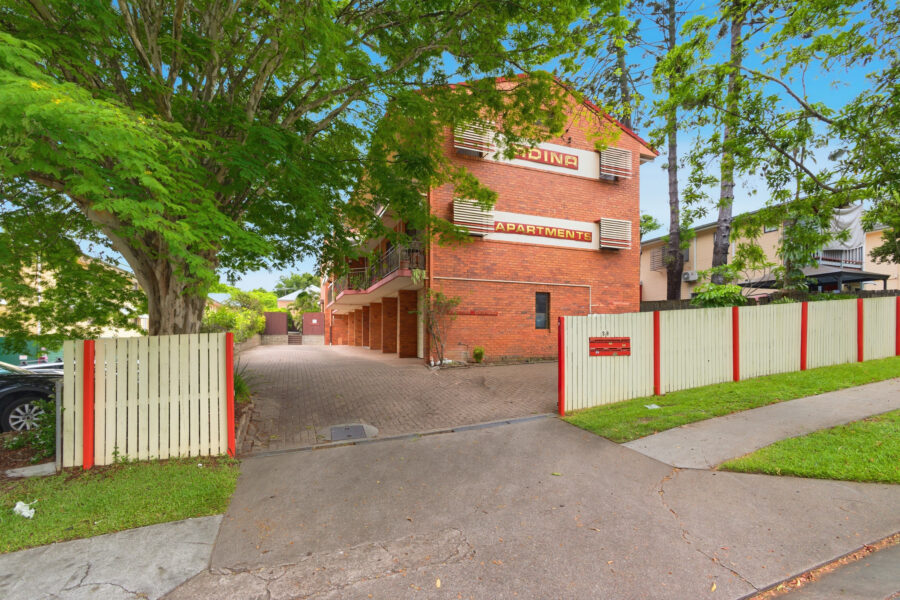 1/28 Warren St St Lucia , QLD 4067 Australia