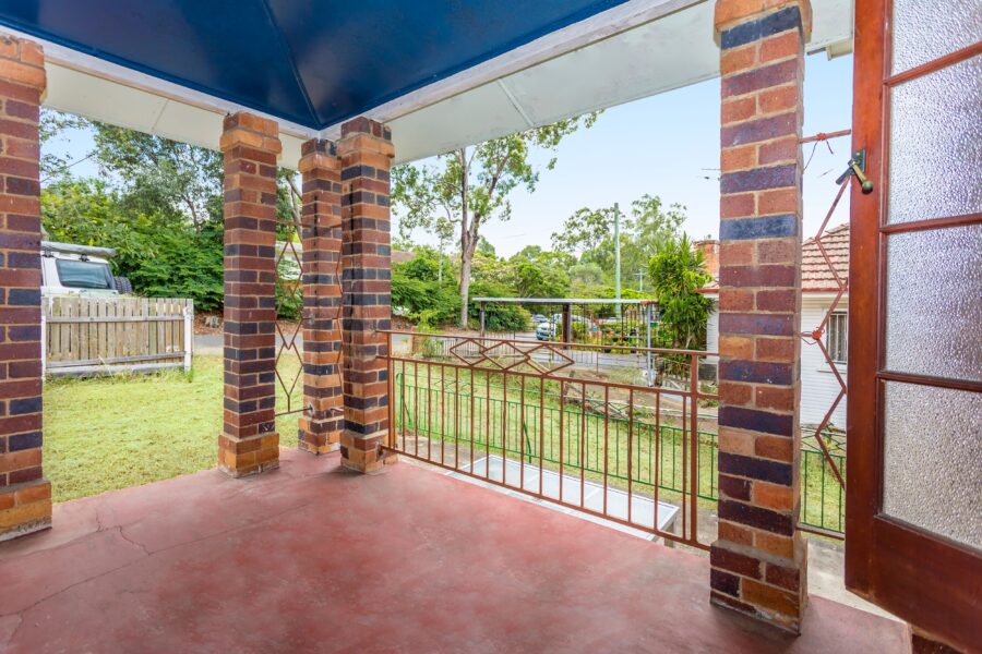 116 Dell Rd St Lucia , QLD 4067 