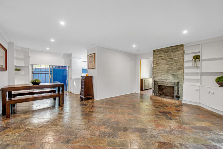 1/129 Spitfire Ave Strathpine , QLD 4500 Australia