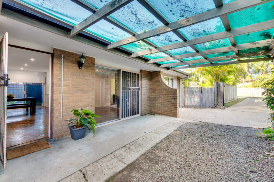 1/129 Spitfire Ave Strathpine , QLD 4500 Australia