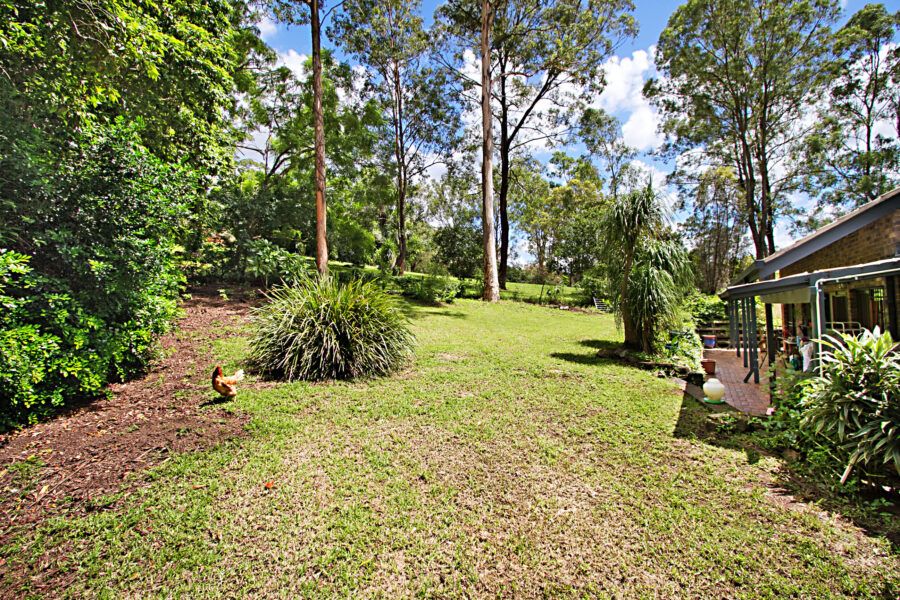 27 Marney Street CHAPEL HILL , QLD 4069 