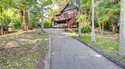 22 Pelion St Bardon , QLD 4065 Australia