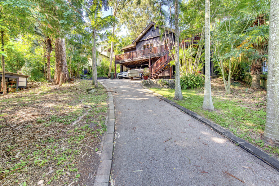 22 Pelion St Bardon , QLD 4065 Australia