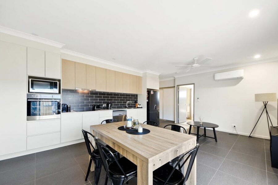 2/7 Sadlier Street Kedron , QLD 4031 