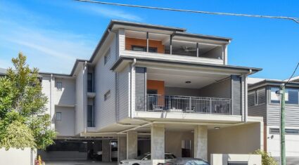 2/7 Sadlier Street Kedron , QLD 4031 