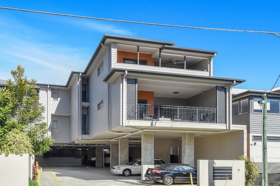 2/7 Sadlier Street Kedron , QLD 4031 