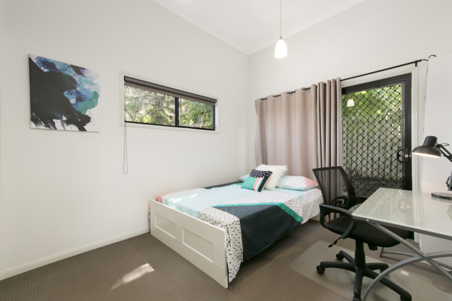 2/18 Highview Terrace St Lucia , QLD 4067 Australia