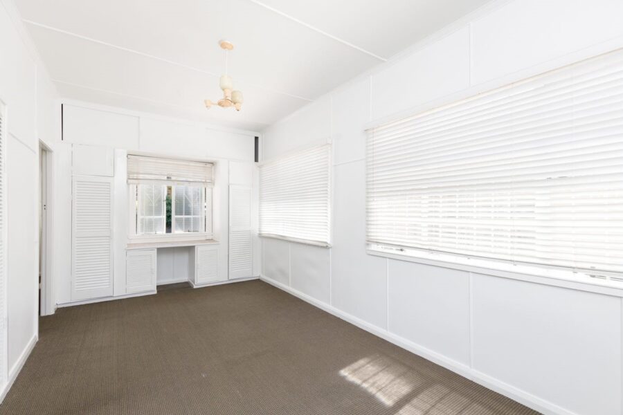 120 Dell Rd St Lucia , QLD 4067 