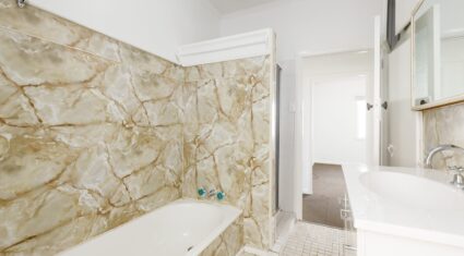 120 Dell Rd St Lucia , QLD 4067