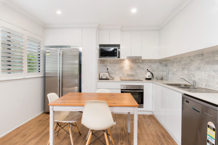 6/260 Sir Fred Schonell Drive St Lucia , QLD 4067 Australia