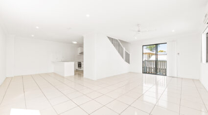 1/11 Green Street Booval , QLD 4304 