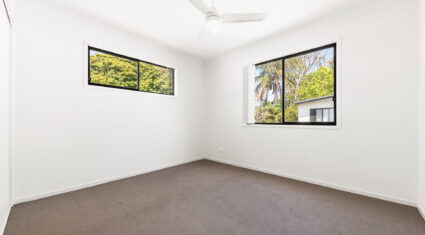 1/11 Green Street Booval , QLD 4304 