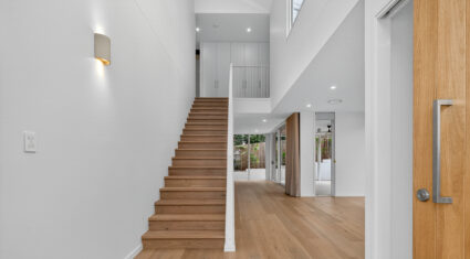 11 Lockyer St Camp Hill , QLD 4152 Australia