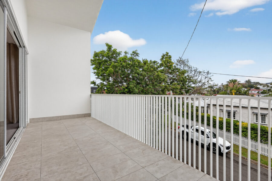 11 Lockyer St Camp Hill , QLD 4152 Australia