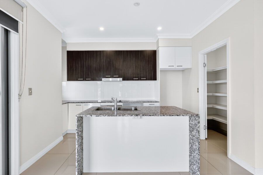 4/118 Jones Rd Carina Heights , QLD 4152 Australia