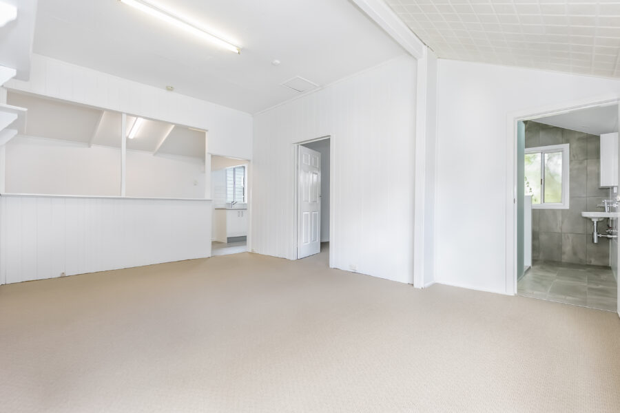 18 Enright St Oxley , QLD 4075 Australia