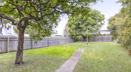 18 Enright St Oxley , QLD 4075 Australia