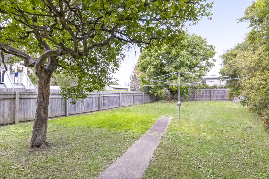 18 Enright St Oxley , QLD 4075 Australia