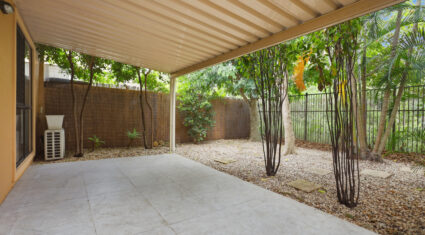 33/105 Oldfield Rd Seventeen Mile Rocks , QLD 4073 Australia