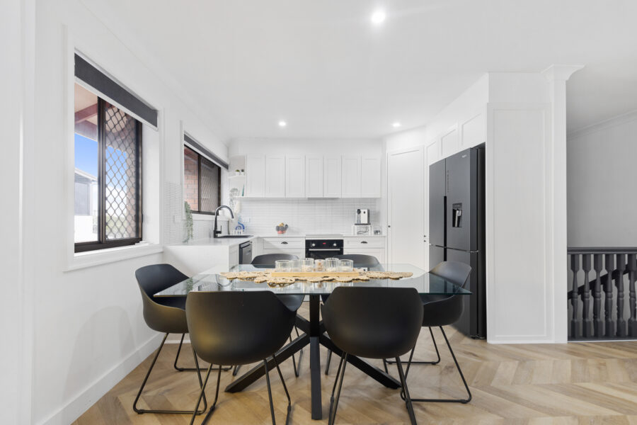 2/53 Oliver St Nundah , QLD 4012 Australia