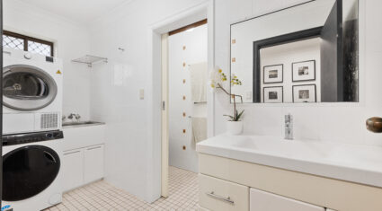 2/53 Oliver St Nundah , QLD 4012 Australia