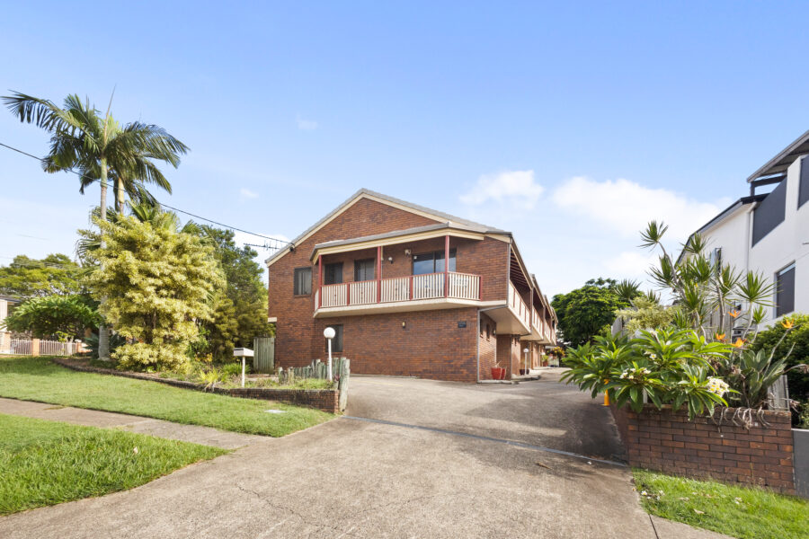 2/53 Oliver St Nundah , QLD 4012 Australia