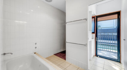 37 Lama St Chelmer , QLD 4068 Australia