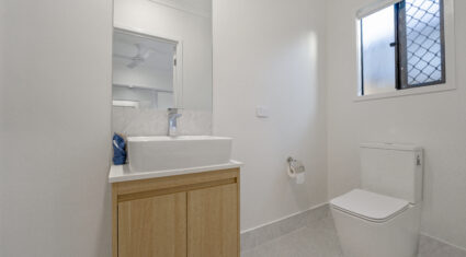 5/89 St Andrew St Kuraby , QLD 4112 Australia