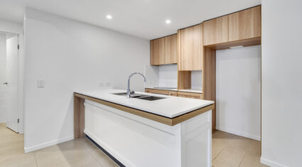 1/37 Kates St Morningside , QLD 4170 Australia