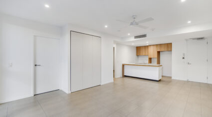 1/37 Kates St Morningside , QLD 4170 Australia