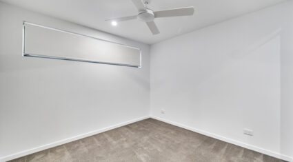 1/37 Kates St Morningside , QLD 4170 Australia