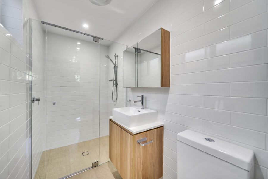 1/37 Kates St Morningside , QLD 4170 Australia