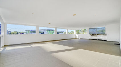 9/8 Kingsmill St Chermside , QLD 4032 Australia