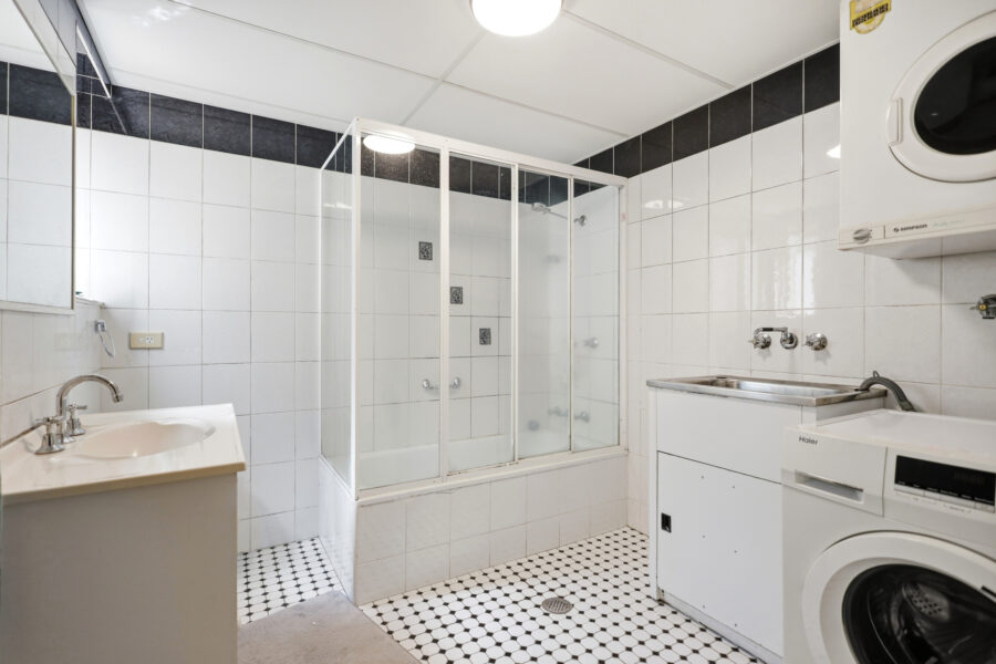 2/18 Cavendish St Nundah , QLD 4012 Australia