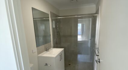 10 Dora St Morayfield , QLD 4506 Australia