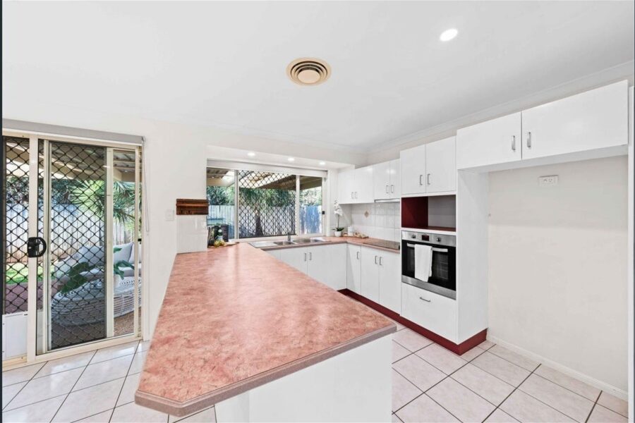 35 Hilliard St Ormiston , QLD 4160 Australia