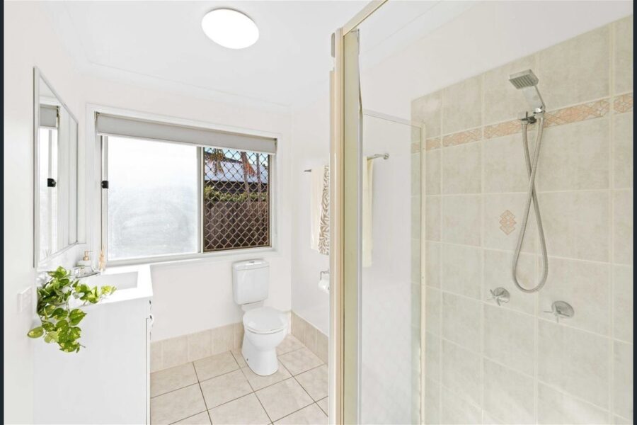 35 Hilliard St Ormiston , QLD 4160 Australia