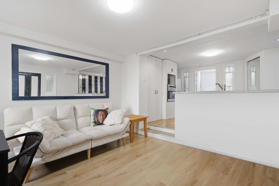 Room 1 - 87 Venner Rd Annerley , QLD 4103 Australia