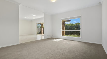 17 Holliday Drive Edens Landing , QLD 4207 Australia