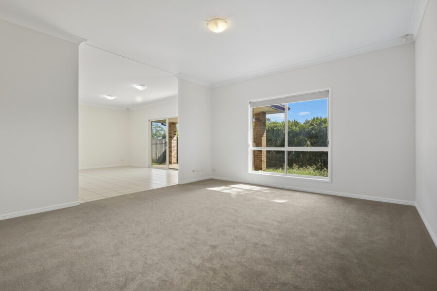 17 Holliday Drive Edens Landing , QLD 4207 Australia