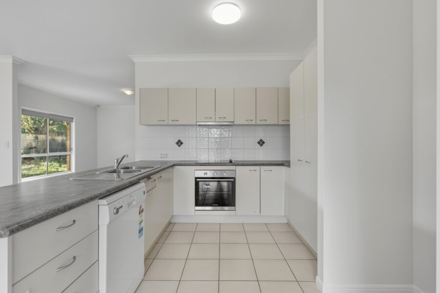 17 Holliday Drive Edens Landing , QLD 4207 Australia