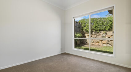 17 Holliday Drive Edens Landing , QLD 4207 Australia